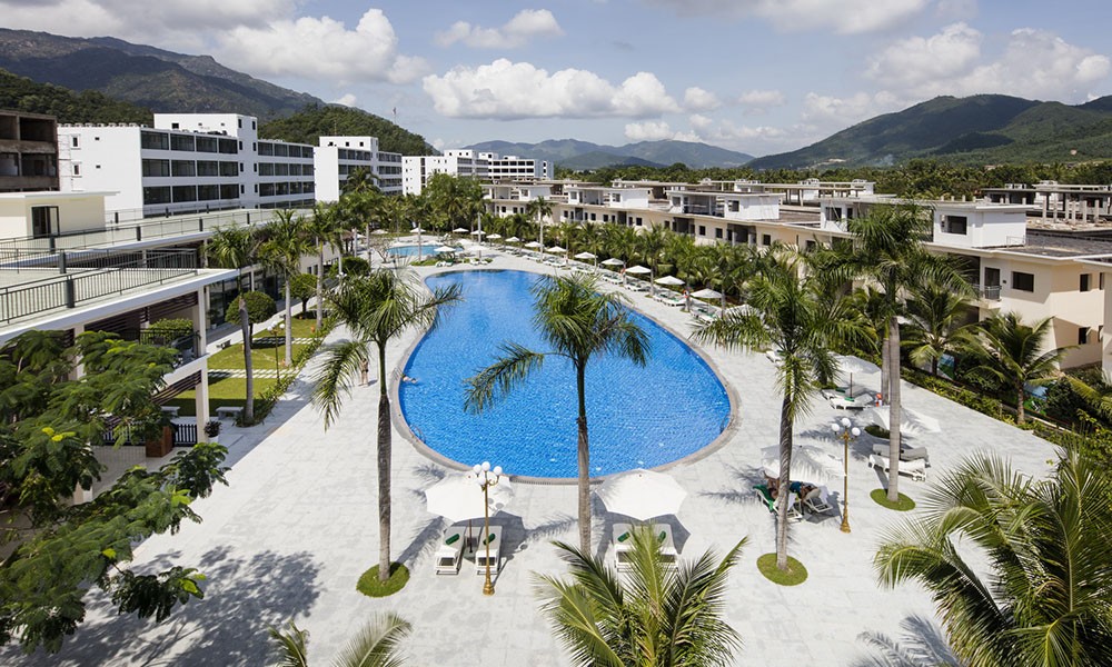 diamond-bay-condotel-resort-nha-trang