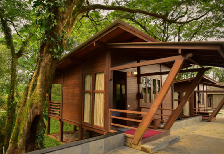 nha-go-bungalow-dep208 Top Mẫu Nhà Gỗ Bungalow Đẹp Được Yêu Thích Nhất