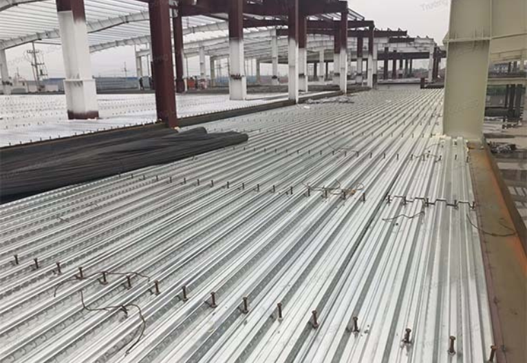 nha-khung-thep-san-deck204 Nhà khung thép sàn deck là gì? Cấu tạo và thi công sàn deck