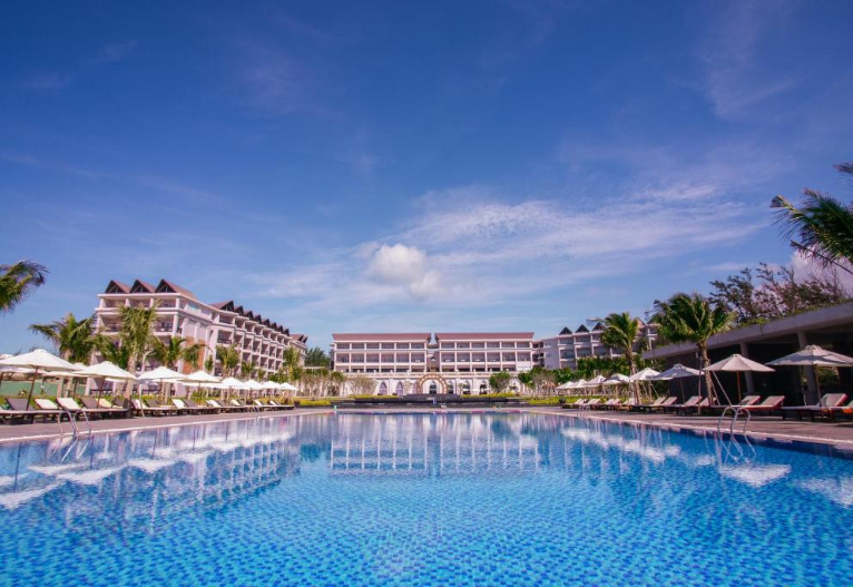 Top Những Resort ở Mũi Né 5 Sao Và 4 Sao Bạn Nên Đến